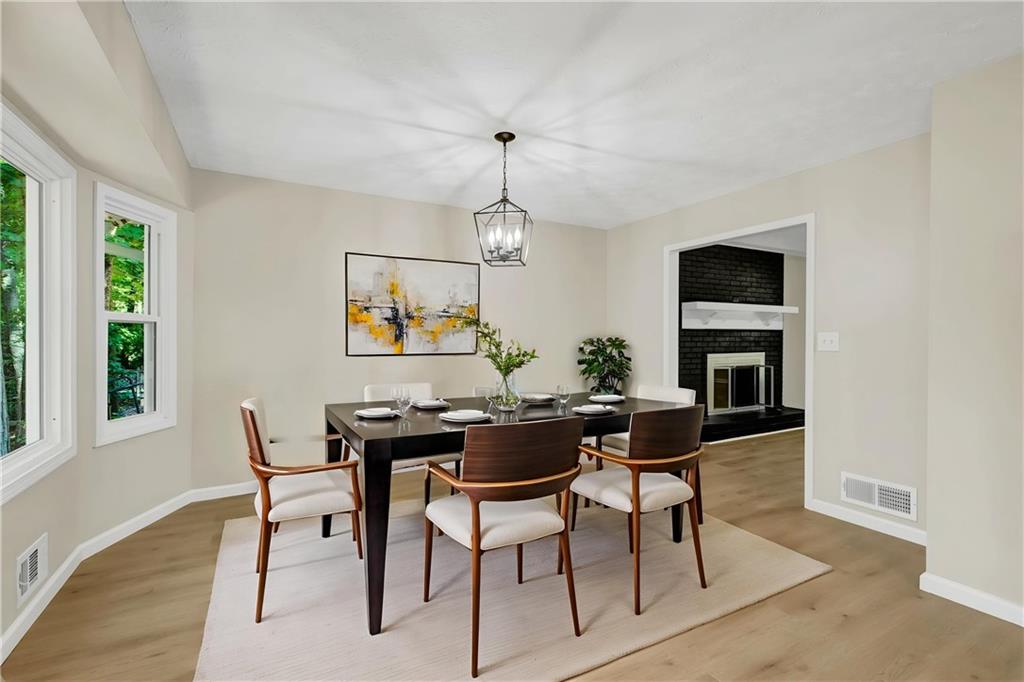 4891 Lake Forest Drive Se Property Photo 6
