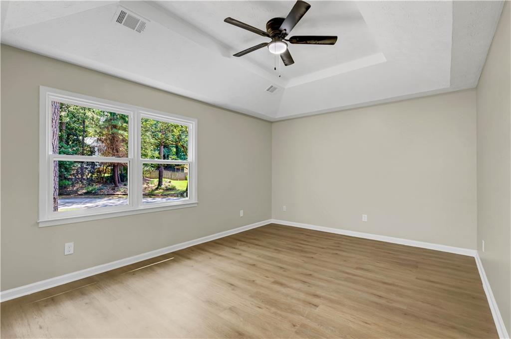 4891 Lake Forest Drive Se Property Photo 15