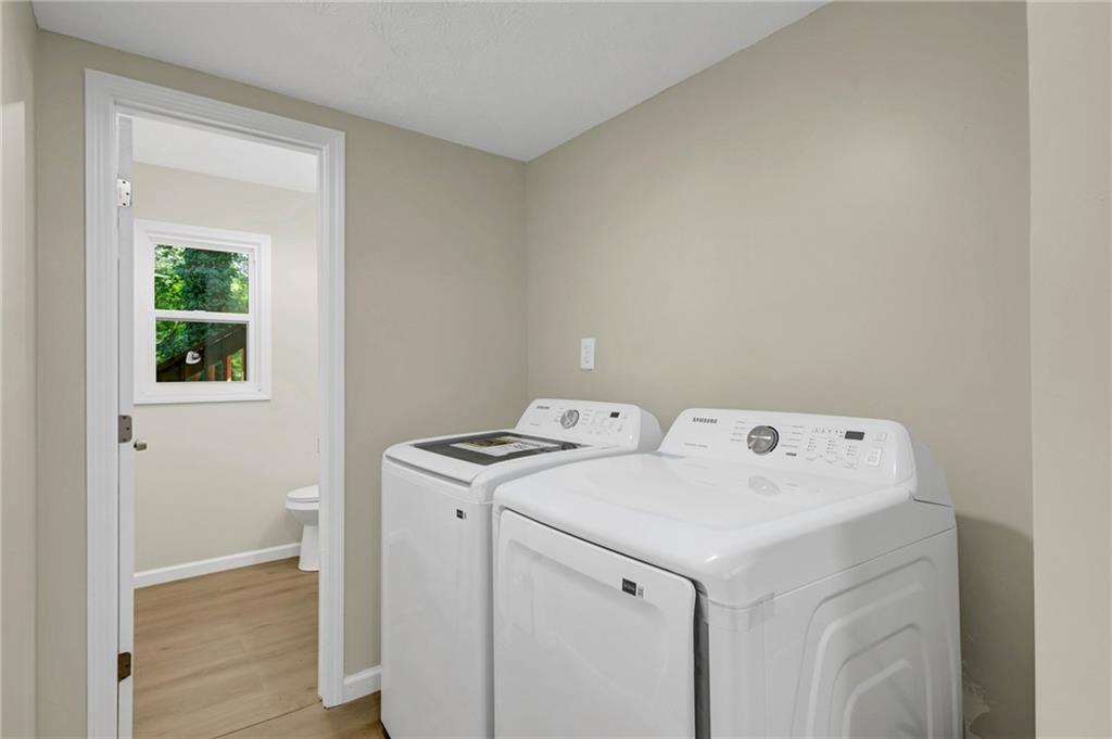 4891 Lake Forest Drive Se Property Photo 23
