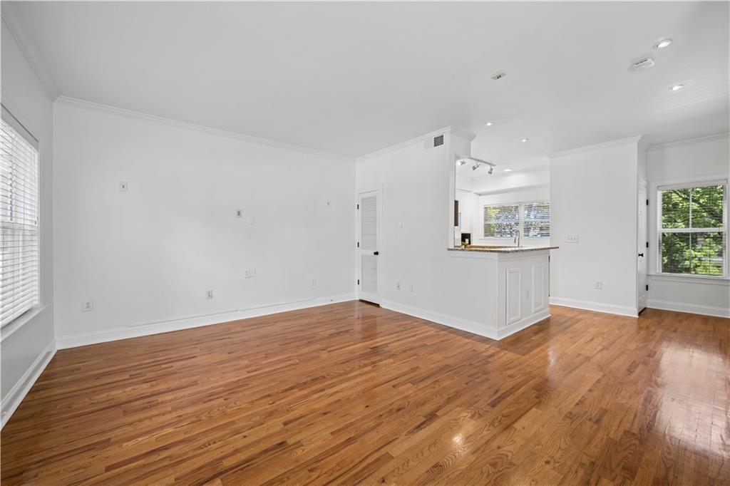7820551 Property Photo 4
