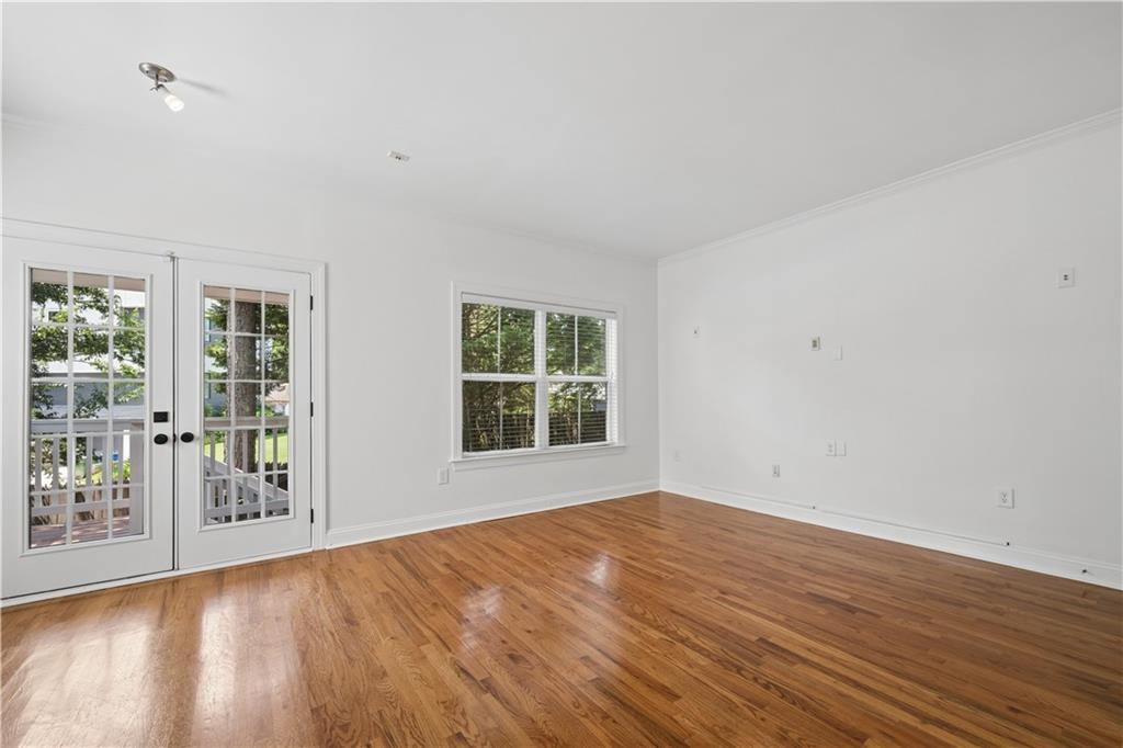 7820551 Property Photo 6