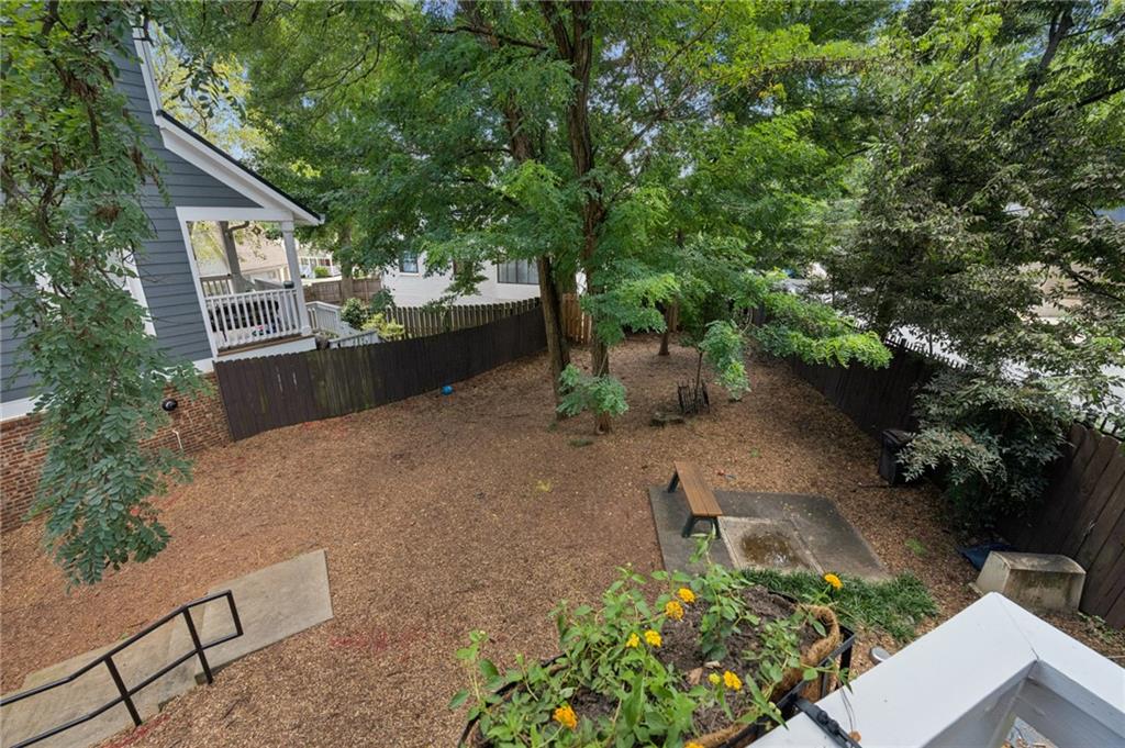 7820551 Property Photo 18