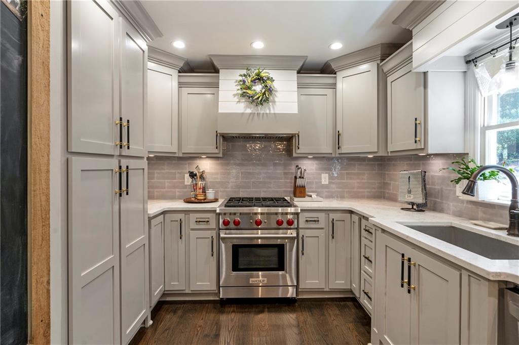 4886 Propes Drive Property Photo 16