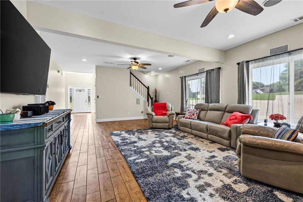 3289 Brooksong Way Property Photo 7