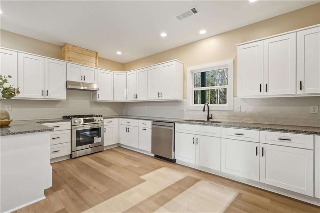 23 Echota Court Property Photo 18