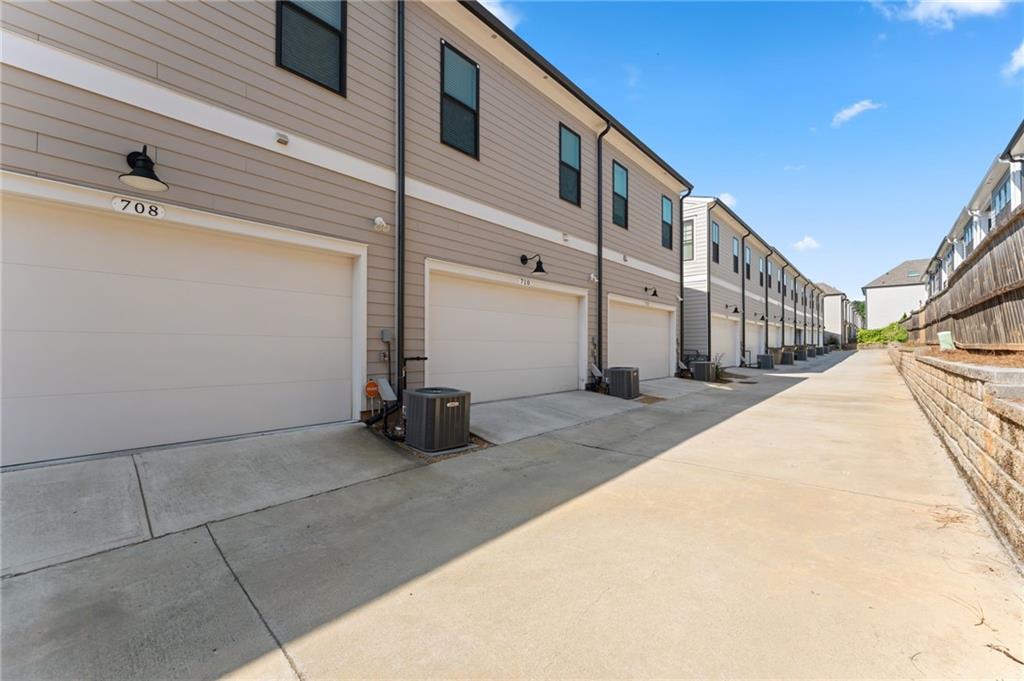 710 Stickley Oak Way Property Photo 40