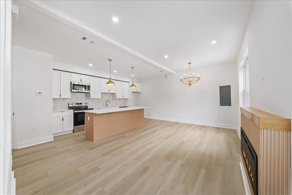 242 Ormond Street Sw Property Photo 4