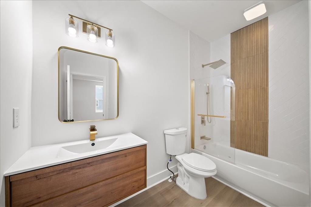242 Ormond Street Sw Property Photo 13