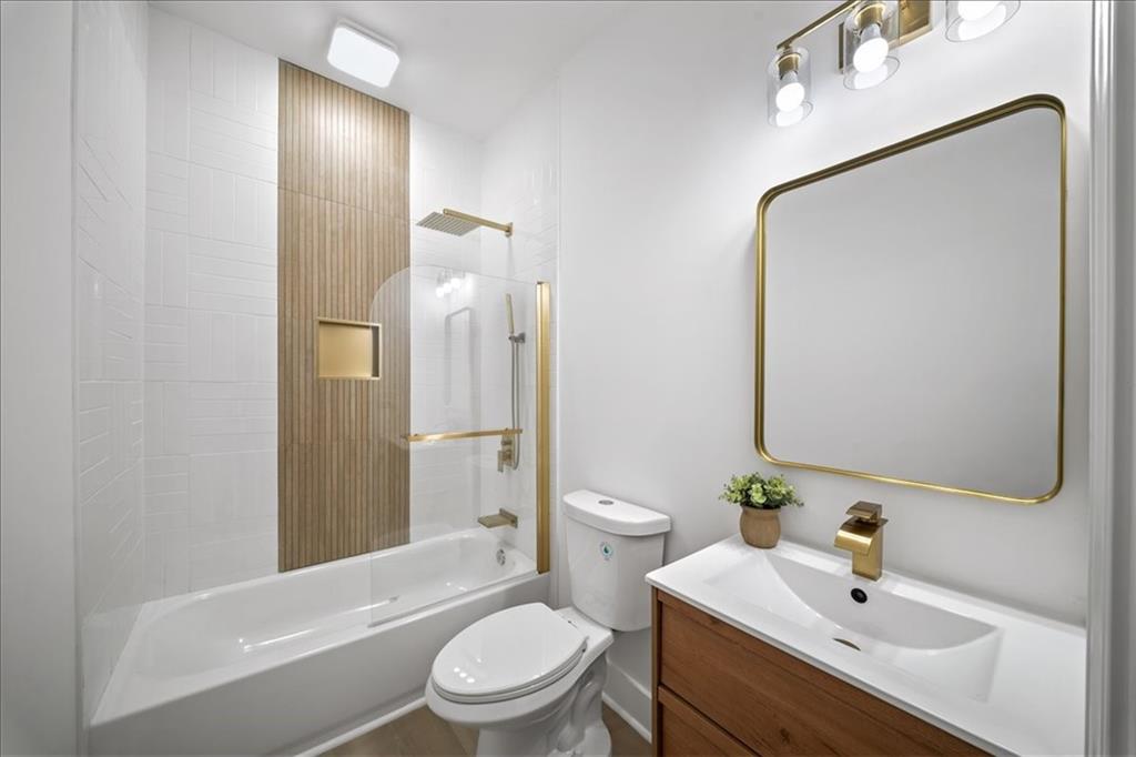 242 Ormond Street Sw Property Photo 24