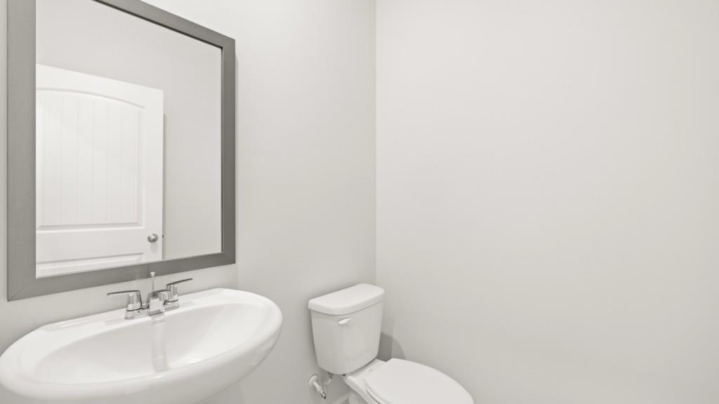 6031 Airedale Drive Property Photo 12