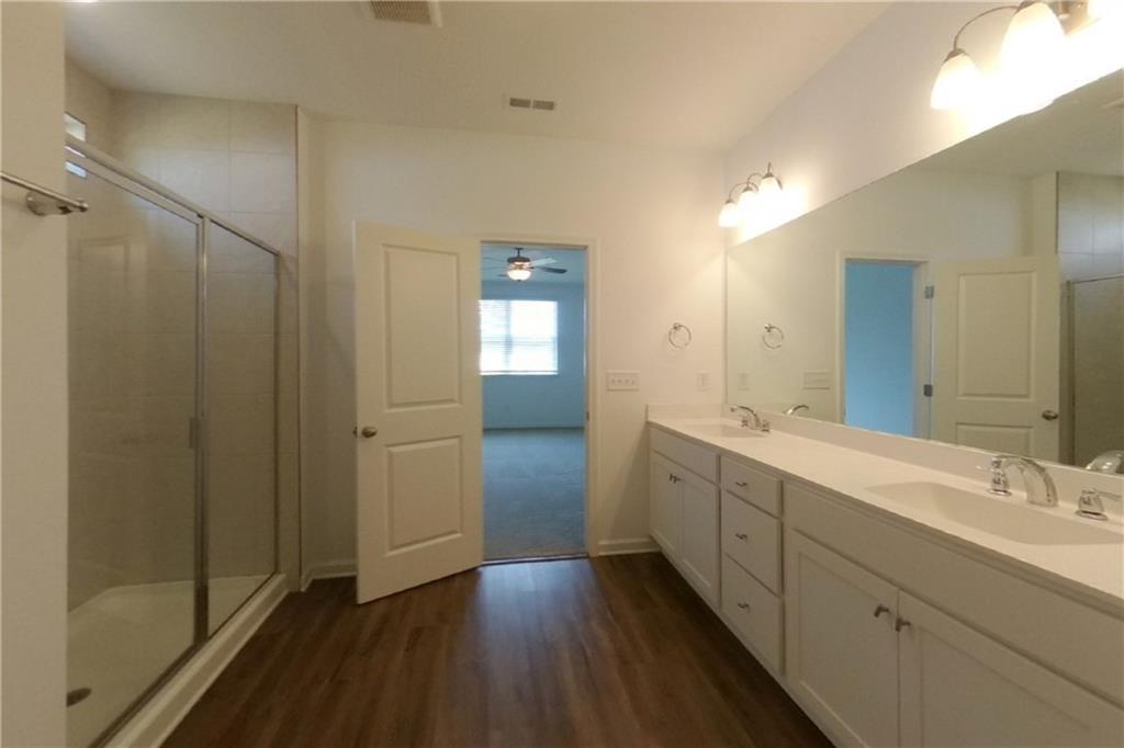 7820648 Property Photo 7