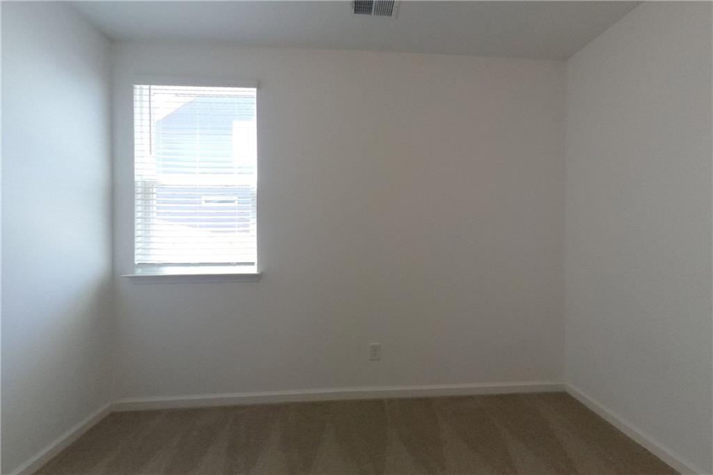 7820648 Property Photo 9