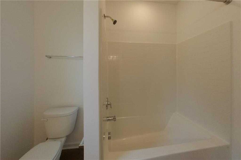 7820648 Property Photo 12