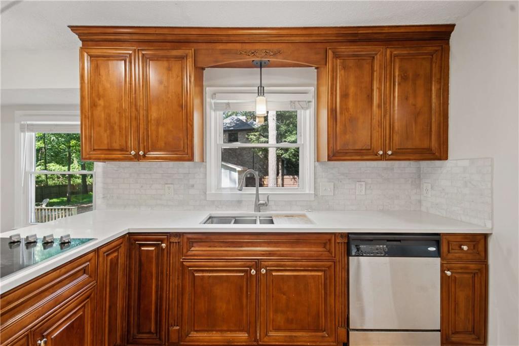 2264 Hylaea Road Property Photo 16