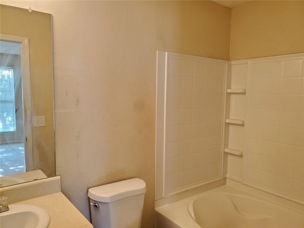 11420 S Grove Drive Property Photo 4