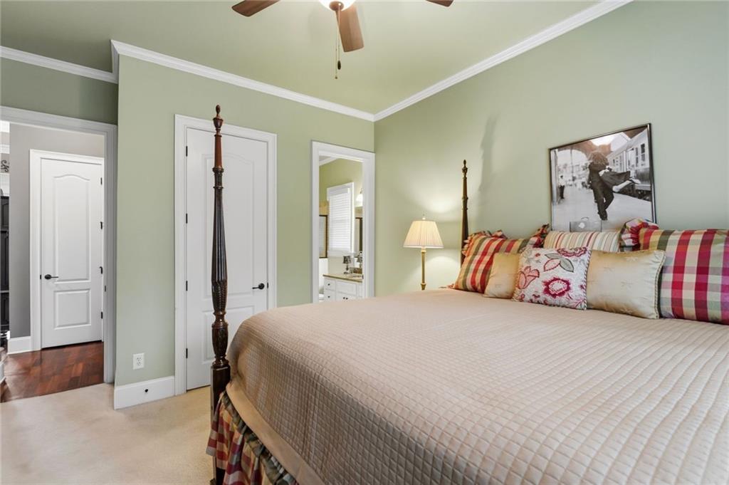 2327 Crimson King Drive Property Photo 16
