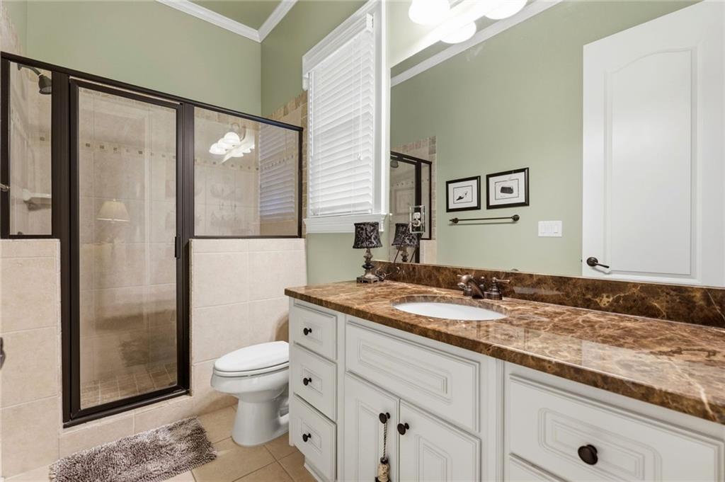 2327 Crimson King Drive Property Photo 17