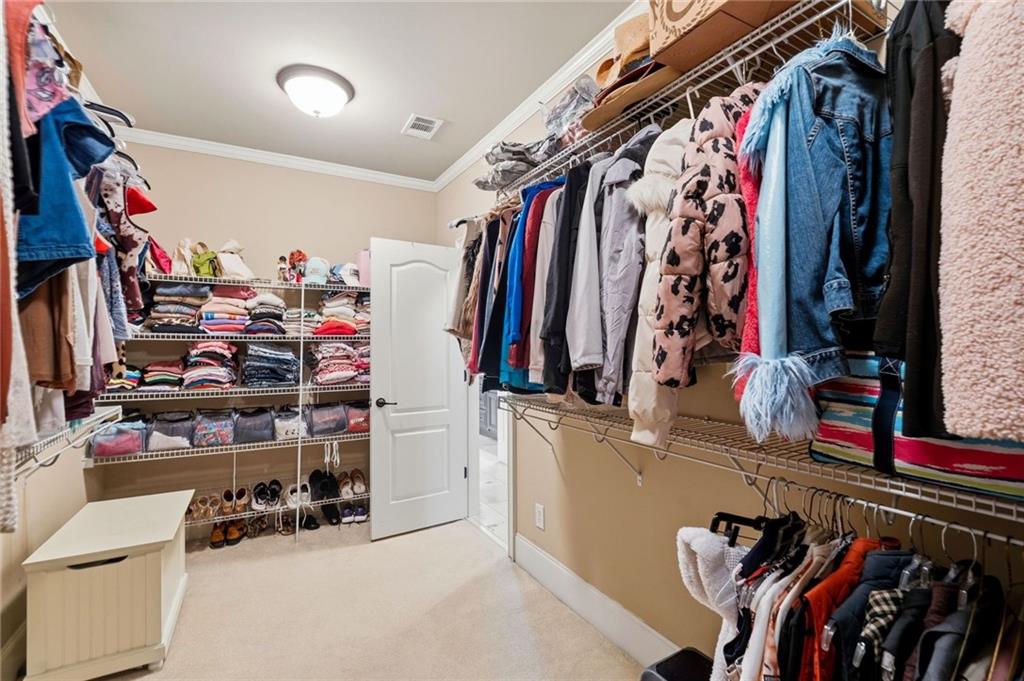 2327 Crimson King Drive Property Photo 42