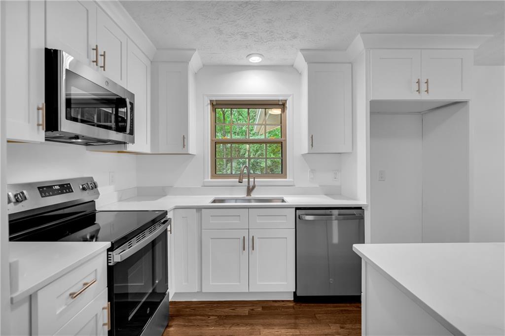 6193 Pine Lane Property Photo 17