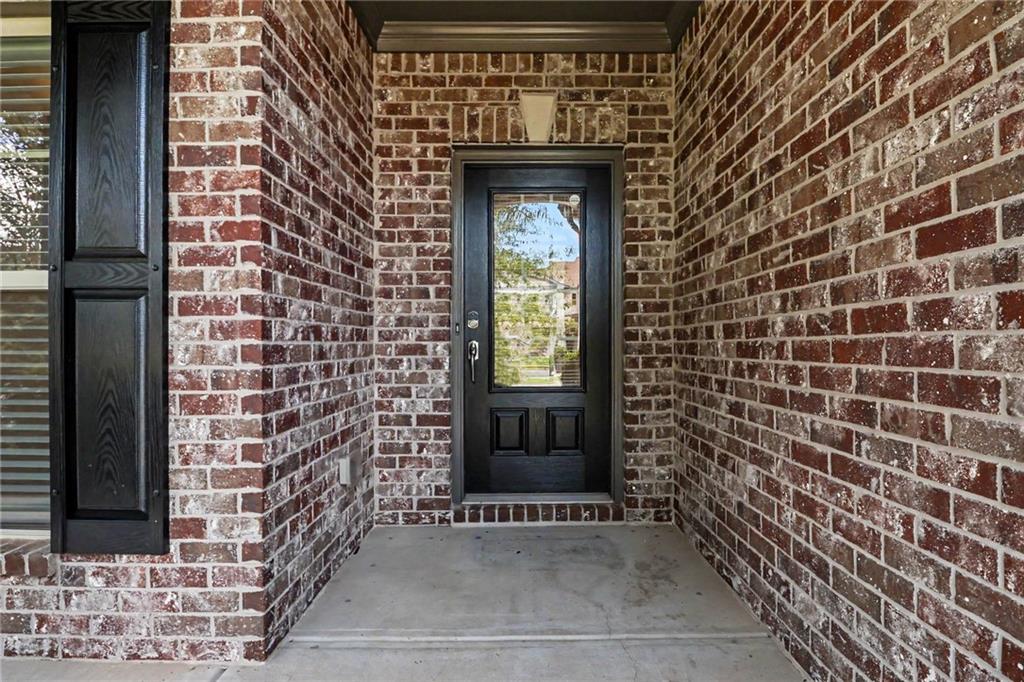 4640 Pleasant Woods Drive Property Photo 3