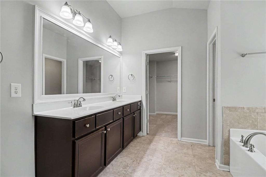 4640 Pleasant Woods Drive Property Photo 19