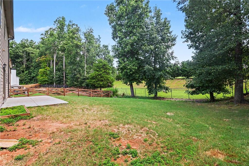 4640 Pleasant Woods Drive Property Photo 28