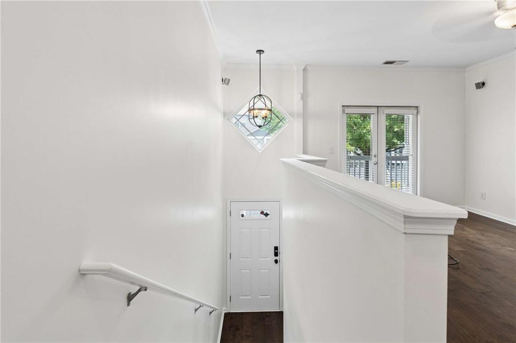 1064 Liberty Parkway Nw Property Photo 2