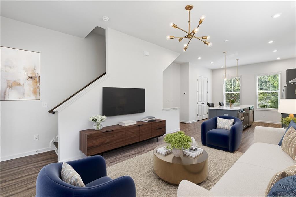 203 Color Circle Property Photo 13