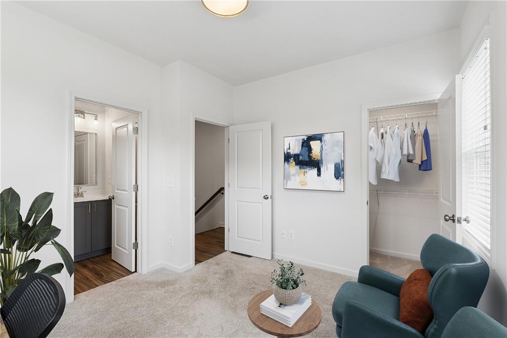 203 Color Circle Property Photo 16