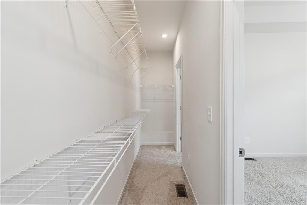 203 Color Circle Property Photo 21