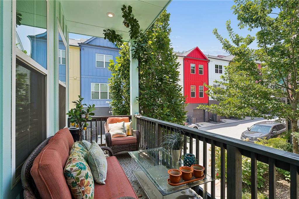 203 Color Circle Property Photo 28