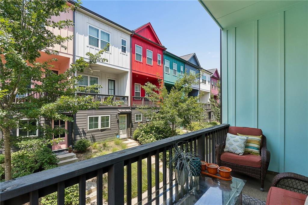 203 Color Circle Property Photo 29