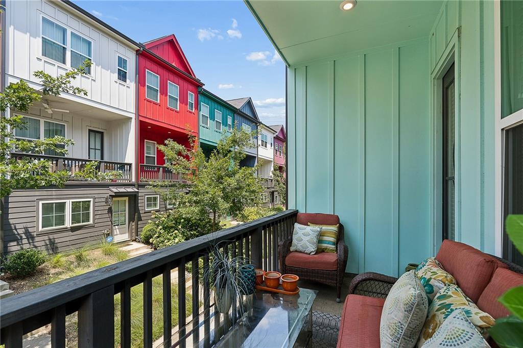 203 Color Circle Property Photo 30