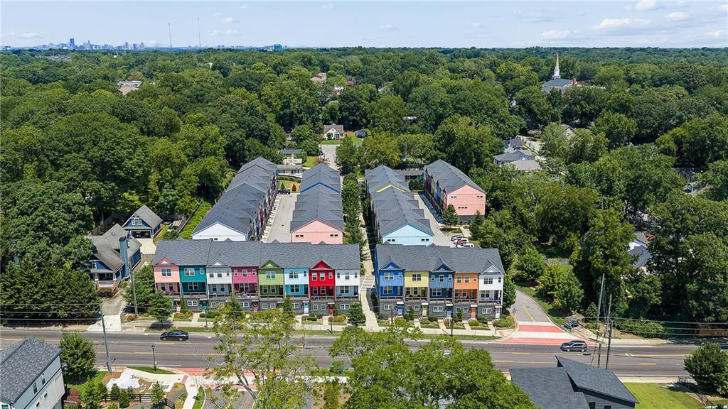 203 Color Circle Property Photo 36