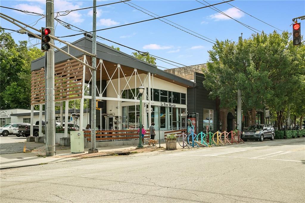 203 Color Circle Property Photo 43
