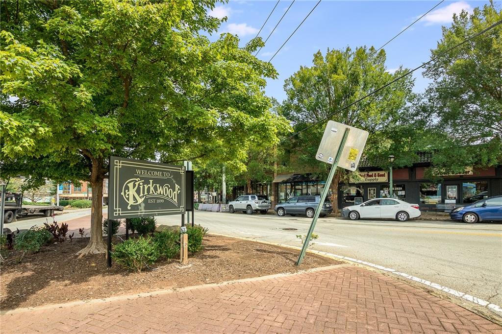 203 Color Circle Property Photo 45