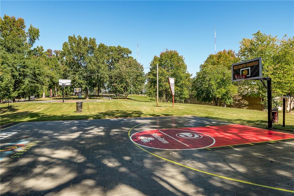 203 Color Circle Property Photo 46