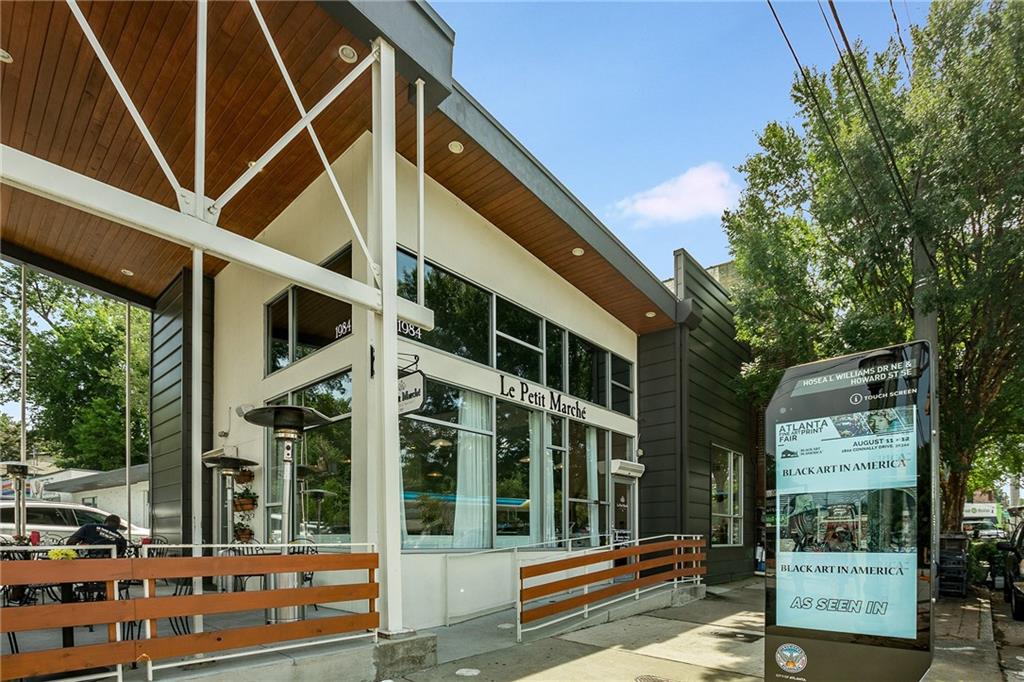 203 Color Circle Property Photo 53