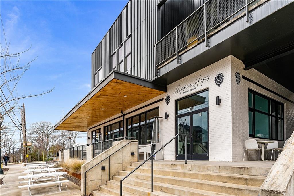 203 Color Circle Property Photo 57