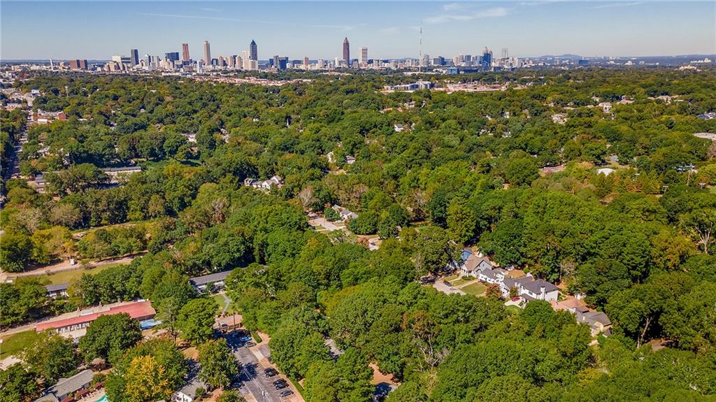 203 Color Circle Property Photo 62