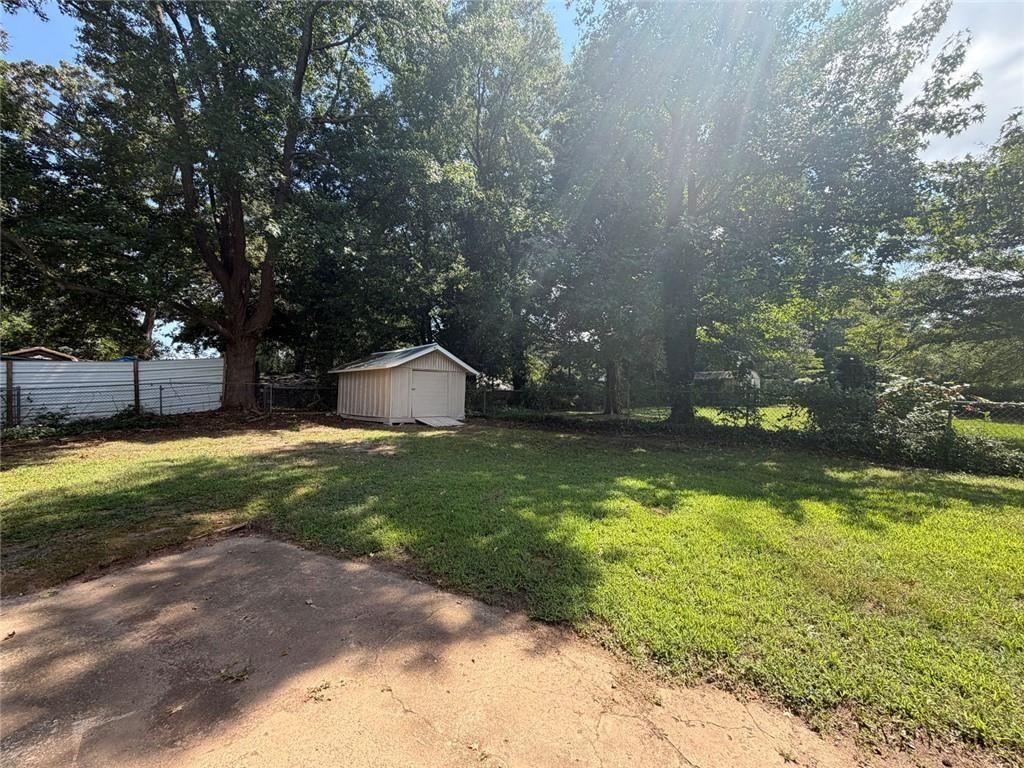 1633 Slate Road Property Photo 4