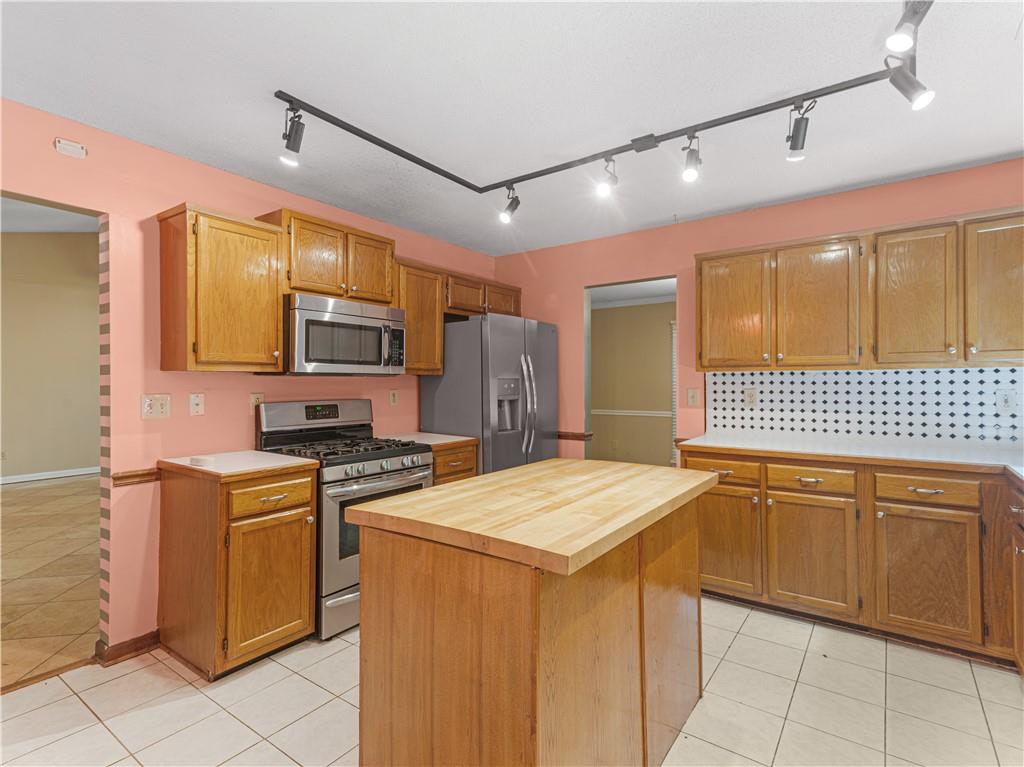 351 Waterford Drive Property Photo 22