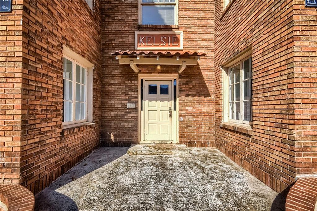 1445 Lucile Avenue Sw Unit 3 Property Photo 5
