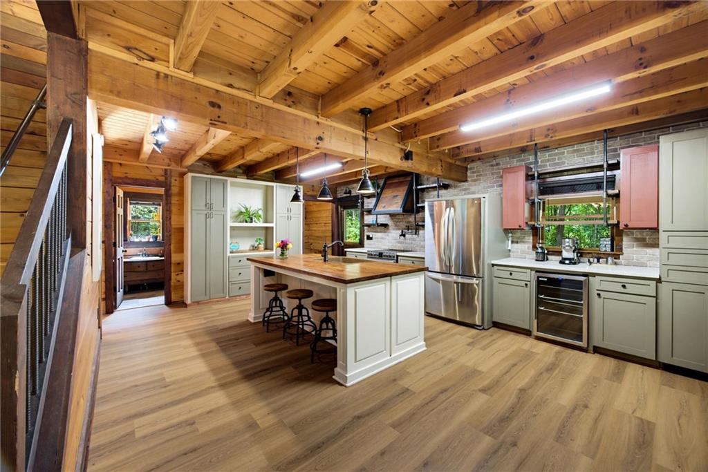 1448 Old County Farm Road Property Photo 11