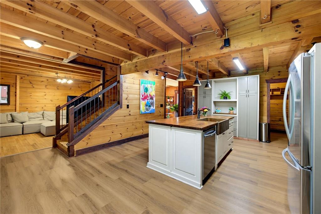1448 Old County Farm Road Property Photo 15