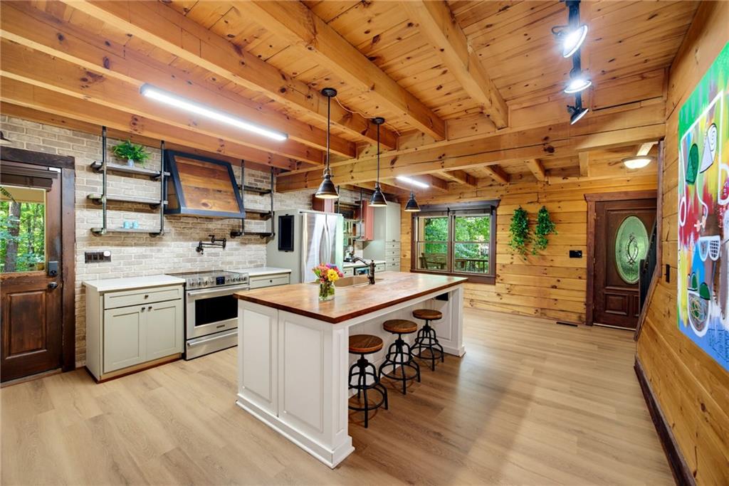1448 Old County Farm Road Property Photo 18