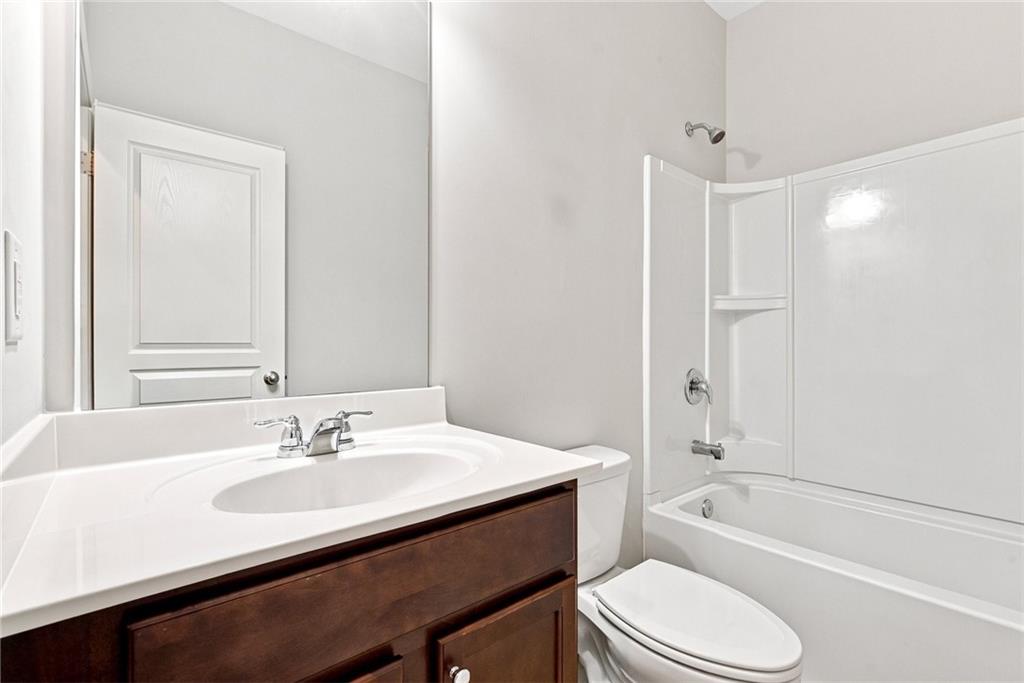209 Bridlington Street Property Photo 28