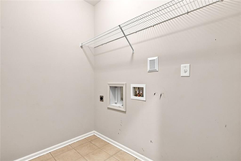 209 Bridlington Street Property Photo 31