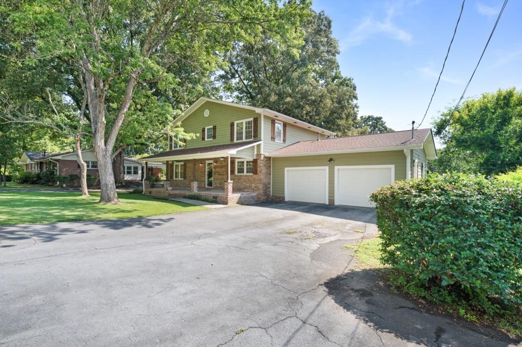 206 Cherry Hill Drive Property Photo 4