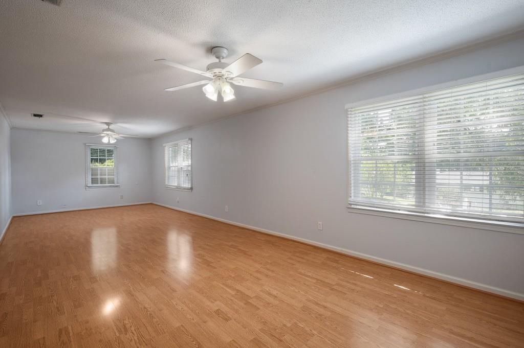 206 Cherry Hill Drive Property Photo 21